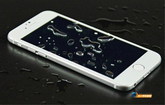 苹果手机进水了怎么办苹果手机进水充不了电怎么办