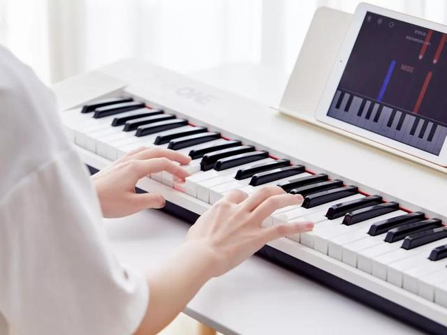 手机键盘弹电子琴手机模拟钢琴app-第1张图片-太平洋在线下载